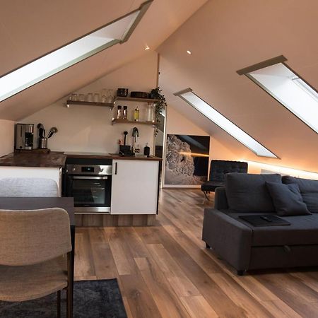 Appartamento Scenic Penthouse - Ocean View & Skylight Windows Siglufjordur Esterno foto