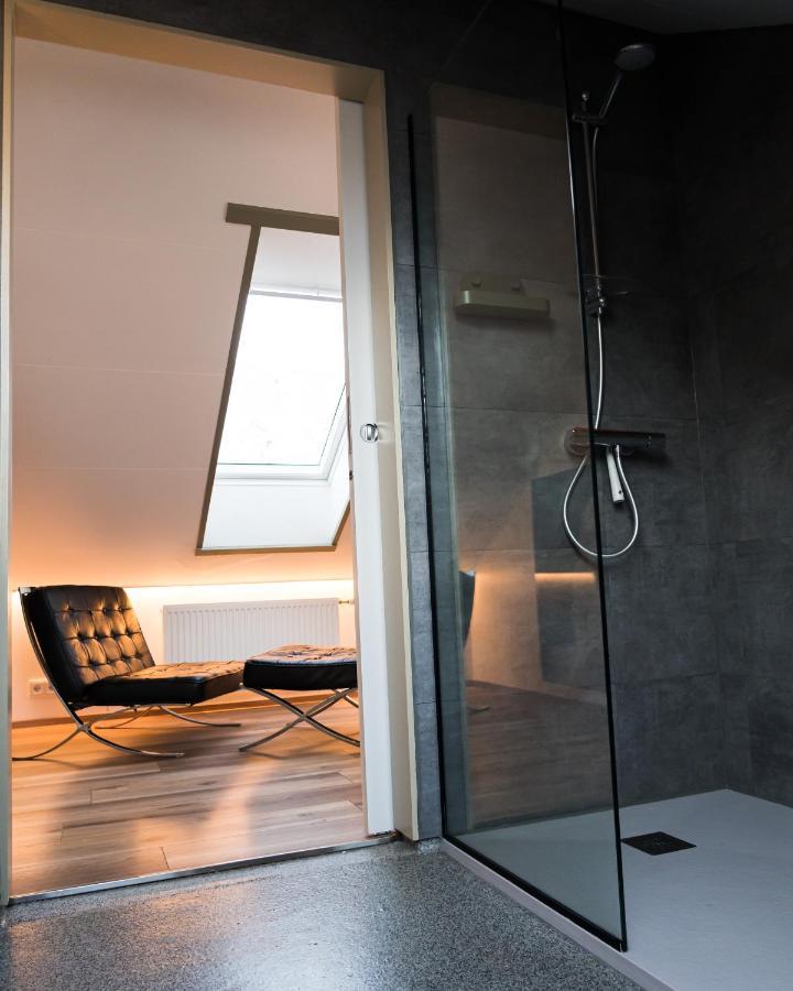 Appartamento Scenic Penthouse - Ocean View & Skylight Windows Siglufjordur Esterno foto